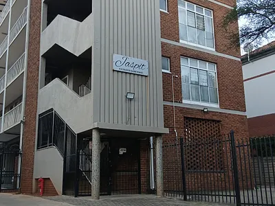 1 Bedroom Apartment For Sale in Pretoria - IeH3.webp