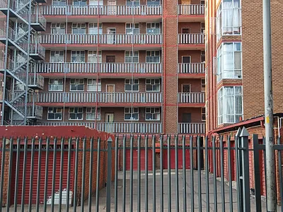 2 Bedroom Apartment For Sale in Pretoria - eNy7.webp