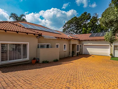 4 Bedroom House For Sale in Pretoria - 8C1R.webp