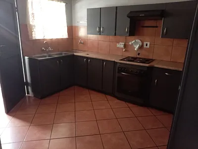 2 Bedroom Apartment For Sale in Vanderbijlpark - HTGj.webp