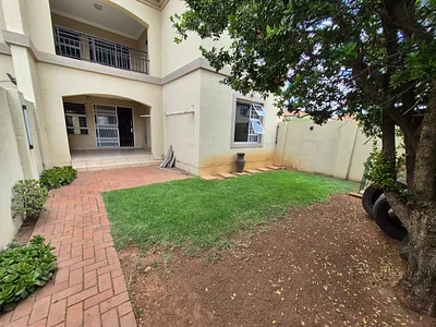 3 Bedroom Townhouse For Sale in Benoni - thvC.webp