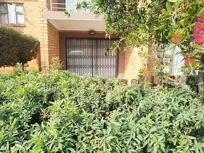 2 Bedroom Apartment For Sale in Pretoria - vrjR.webp