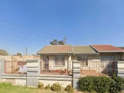 2 Bedroom House For Sale in Johannesburg - igAI.webp