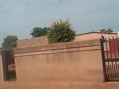 4 Bedroom House For Sale in Temba - LD1W.webp