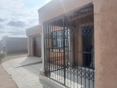 2 Bedroom House For Sale in Mabopane - KQmJ.webp