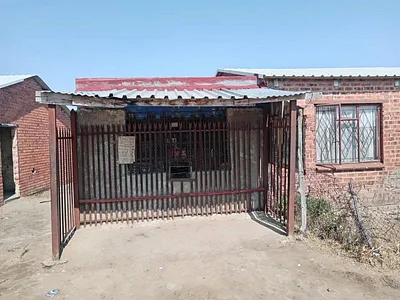 2 Bedroom House For Sale in Welkom - 6M1q.webp