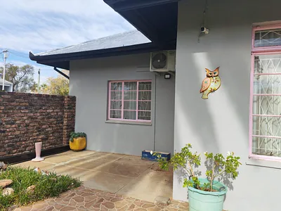 3 Bedroom House For Sale in Middelburg - MQgB.webp