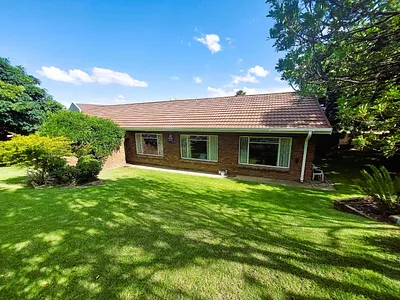 3 Bedroom House For Sale in Newcastle - img