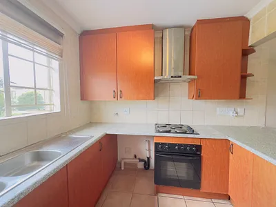 2 Bedroom Townhouse For Sale in Midrand - img