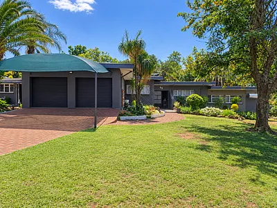 4 Bedroom House For Sale in Newcastle - img