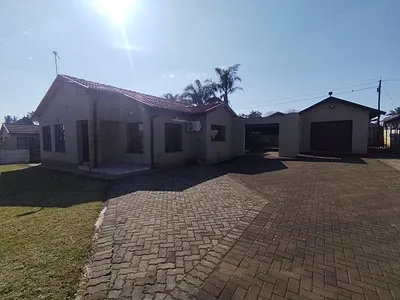 3 Bedroom House For Sale in Newcastle - img