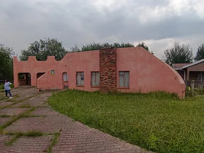 3 Bedroom House For Sale in Newcastle - img