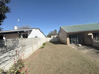 1 Bedroom Apartment To Rent in Newcastle - img