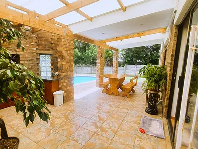 4 Bedroom House For Sale in Newcastle - img