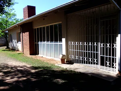 3 Bedroom House To Rent in Newcastle - VUOc.webp