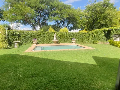 3 Bedroom House For Sale in Newcastle - img