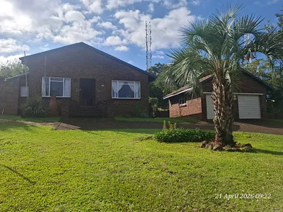 3 Bedroom House For Sale in Newcastle - img