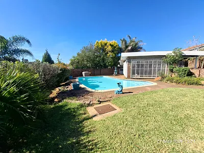 5 Bedroom House For Sale in Newcastle - img