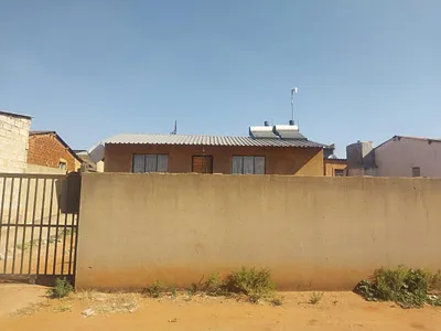 2 Bedroom House For Sale in Tembisa - img