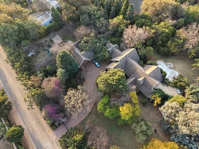4 Bedroom House For Sale in Roodepoort - X0Ac.webp