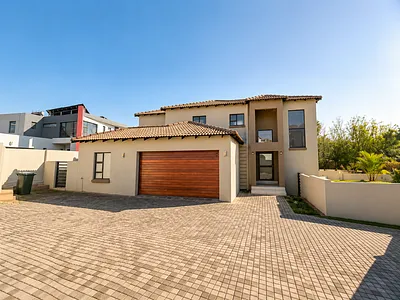 3 Bedroom House To Rent in Krugersdorp - foOj.webp