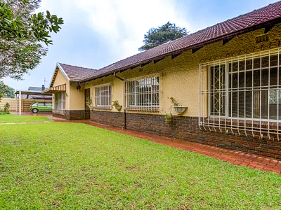 3 Bedroom House For Sale in Edenvale - SkyT.webp