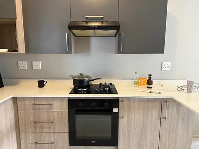 2 Bedroom Apartment For Sale in Midrand - spUT.webp