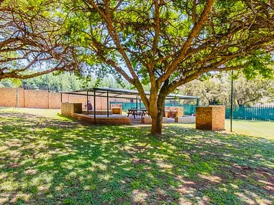 3 Bedroom Apartment For Sale in Krugersdorp - img