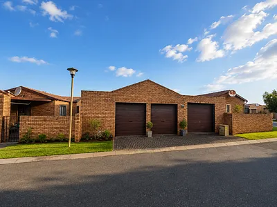 3 Bedroom Townhouse For Sale in Krugersdorp - ksok.webp