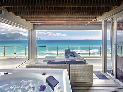 4 Bedroom Apartment For Sale in Blouberg - aJFN.webp