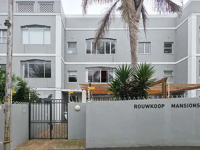 1 Bedroom Apartment To Rent in Cape Town - mZsu.webp