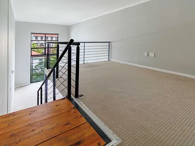 0.5 Bedroom Apartment To Rent in Cape Town - eEL9.webp