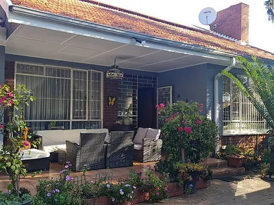 4 Bedroom House For Sale in Johannesburg - nXjd.webp