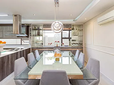 4 Bedroom House For Sale in Johannesburg - VrAW.webp