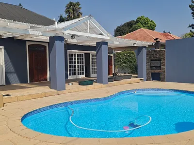 3 Bedroom House To Rent in Johannesburg - Fl5T.webp