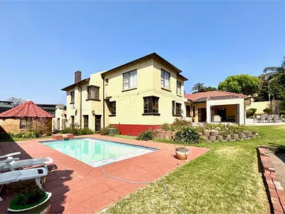 7 Bedroom House For Sale in Johannesburg - img