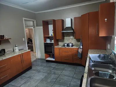 4 Bedroom House For Sale in Johannesburg - img