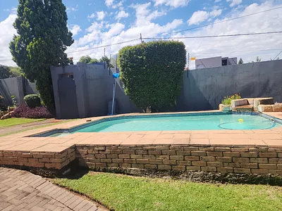 3 Bedroom House For Sale in Johannesburg - img