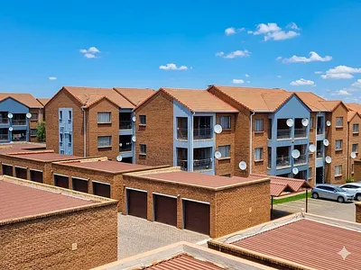 2 Bedroom Apartment For Sale in Midrand - img