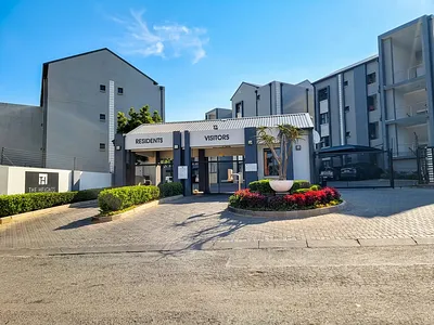 1 Bedroom Apartment For Sale in Midrand - XhmI.webp