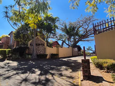 2 Bedroom Apartment For Sale in Nelspruit - 6lgb.webp
