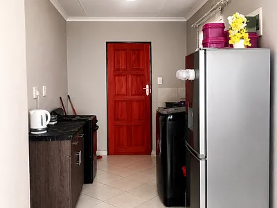 3 Bedroom House For Sale in Benoni - x1LL.webp