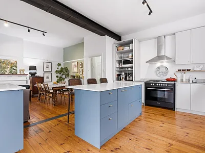2 Bedroom Apartment For Sale in Cape Town - w8wf.webp