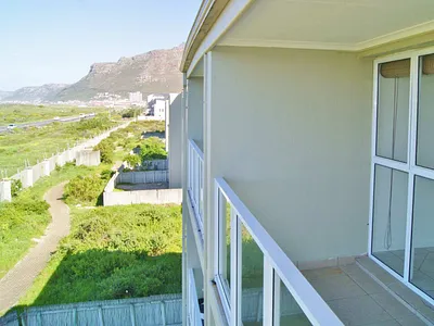 3 Bedroom Apartment To Rent in Capricorn, Cape Town - xEVy.webp