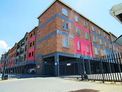 2 Bedroom Apartment For Sale in Boksburg - a48T.webp