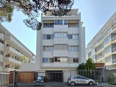 2 Bedroom Apartment For Sale in Cape Town - w9On.webp