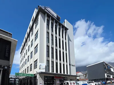 1 Bedroom Apartment To Rent in Cape Town - 7aOg.webp