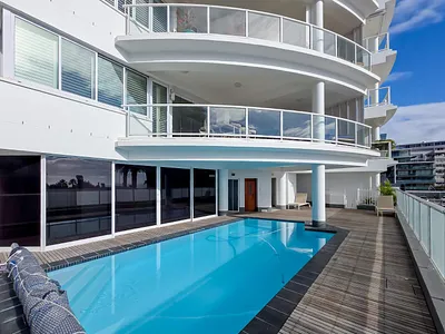 2 Bedroom Apartment To Rent in Cape Town - vi3l.webp