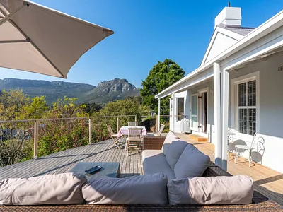 2 Bedroom House For Sale in Hout Bay - OZcx.webp