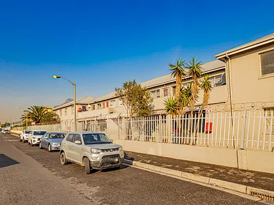 2 Bedroom Apartment For Sale in Milnerton - img